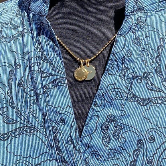 Fred David Woman blue & white top size 1X - Picture 3 of 3